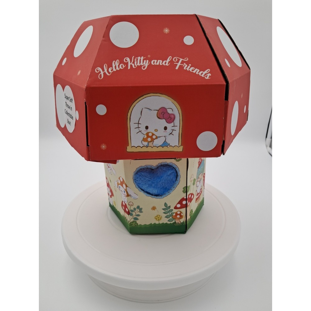NEW w/Tag Hello Kitty and Friends Plush Throw Blanket With Collectible Box